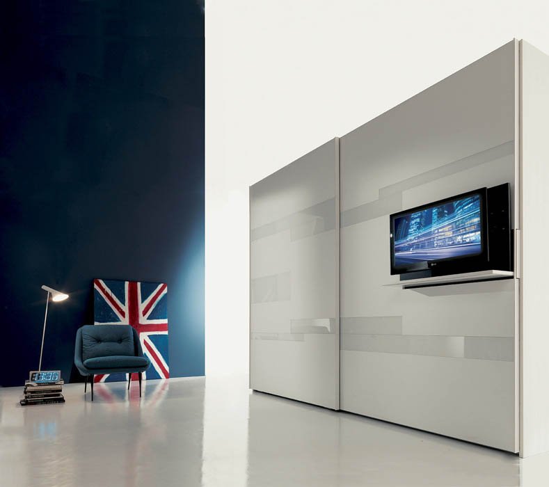 GHOST .. il televisore che scompare nell'armadio! Un sistema brevettato FIMAR